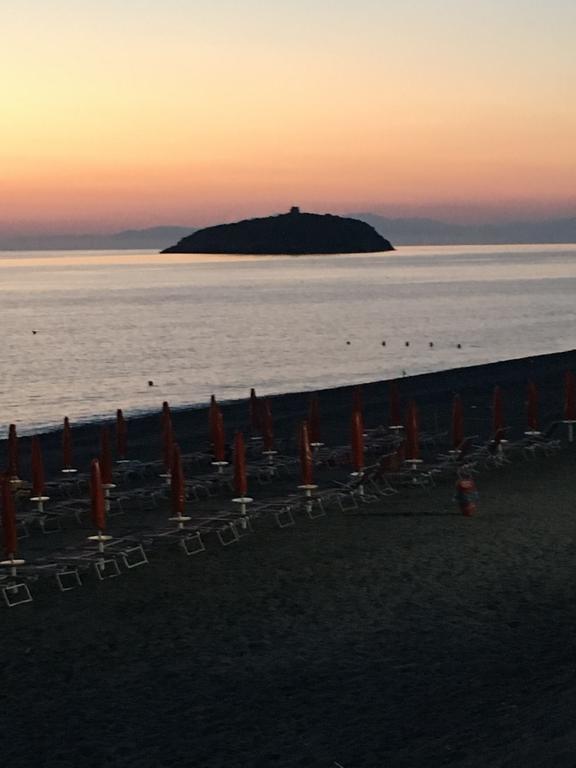 شقة Parco Corallo Di Fronte Al Mare ديامنتي المظهر الخارجي الصورة